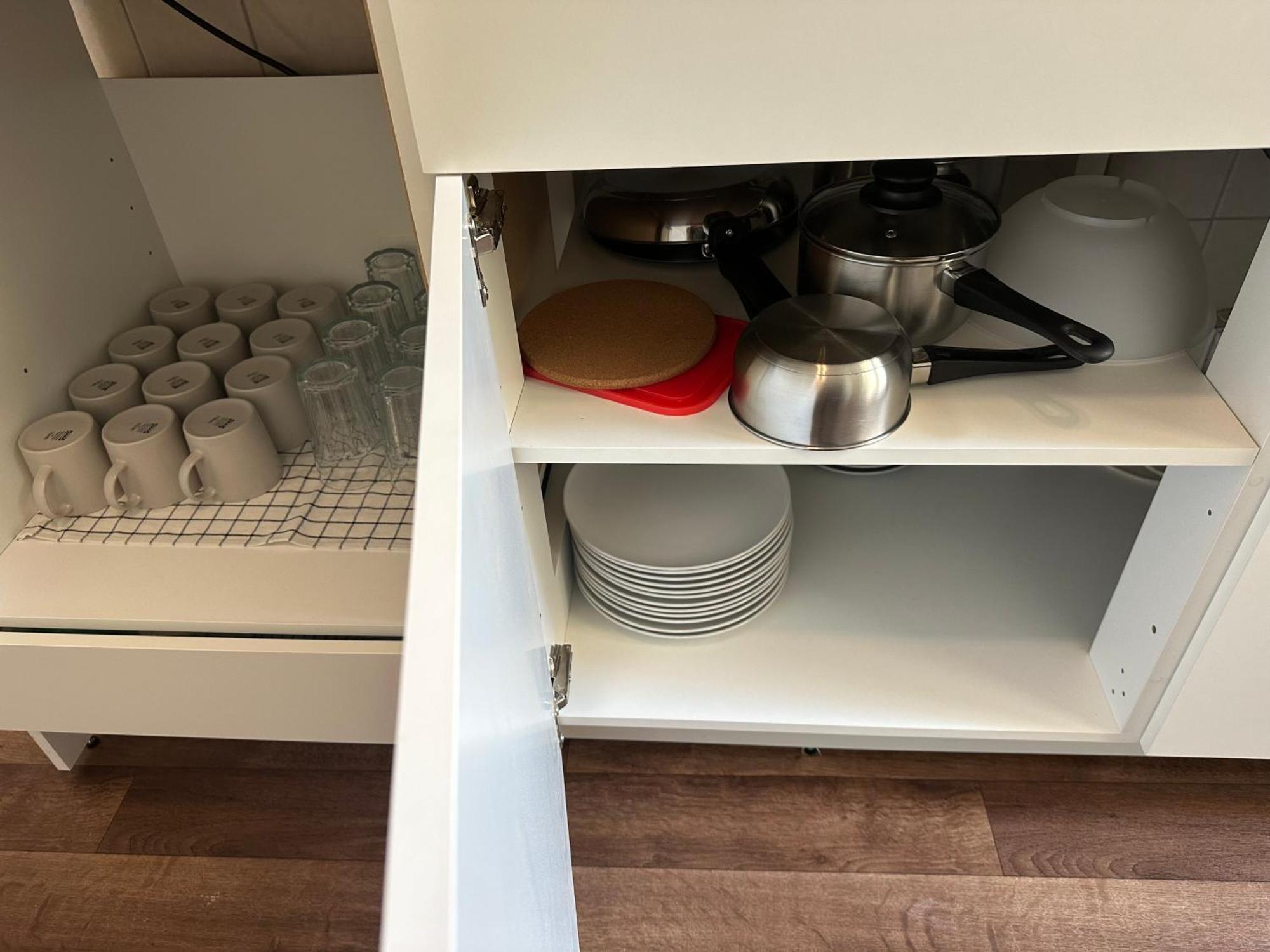 9 Betten Sofa 4 Dms Toplage Apartment Hannover